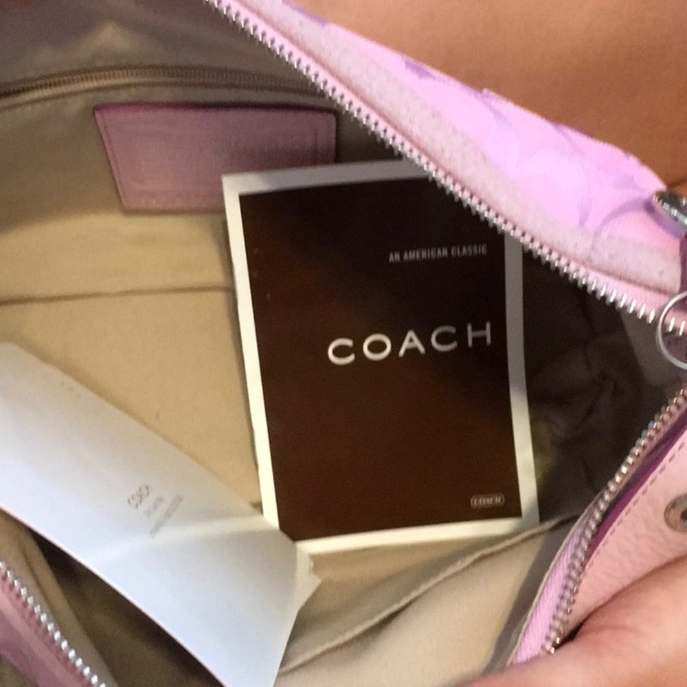 Handbag - Picture 4 of 4